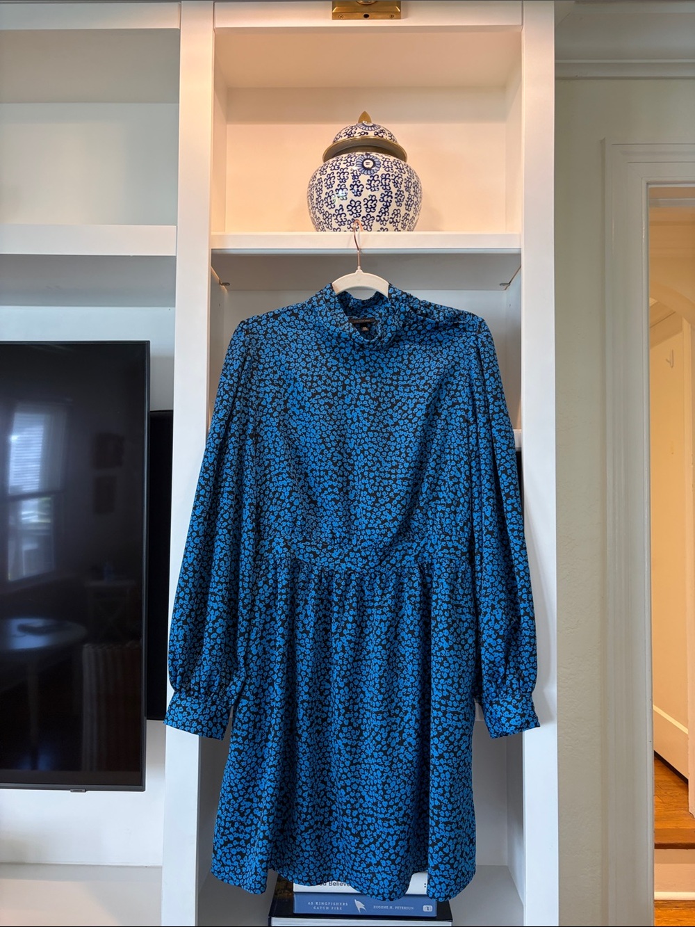 Who What Wear long Sleeve Blue floral sash Dress